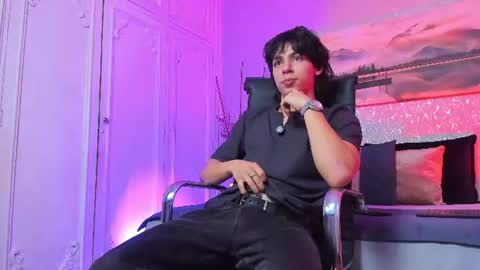 Snapshot of tyler_durtenn chatting on 07/29/26, 03:37 Tyler online show from 07/29/26, 03:37