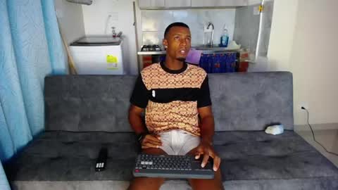 Snapshot of tyler_ebano chatting on 05/11/26, 07:22 Tyler online show from 05/11/26, 07:22
