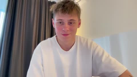 Snapshot of tyler_garrner chatting on 10/06/25, 12:57 tyler_garrner online show from 10/06/25, 12:57