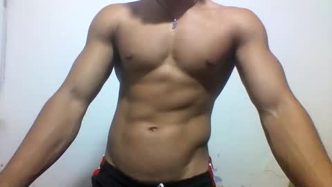 Snapshot of tyler_gold823 chatting on 02/26/25, 02:03 Tyler online show from 02/26/25, 02:03