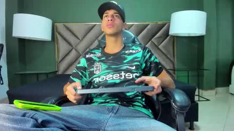 Tyler Rodriguez online show from 10/27/25, 11:31