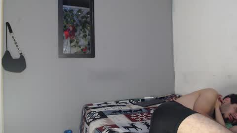 Tyler y Luna online show from 01/17/25, 06:26