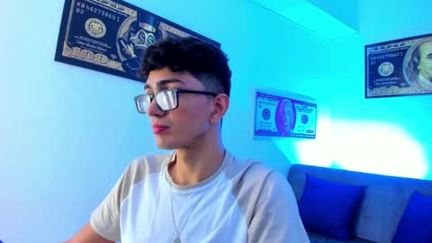   online show from 01/04/25, 02:46