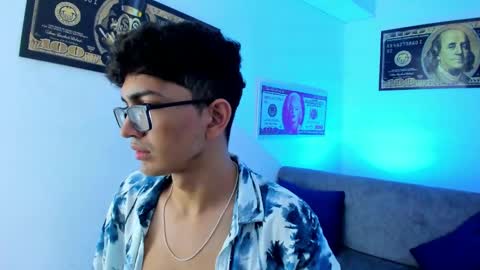   online show from 01/11/25, 03:13