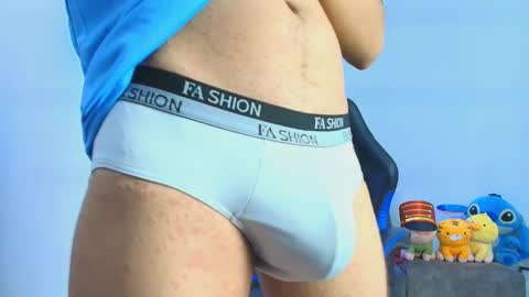   online show from 11/23/25, 05:29