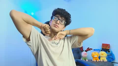   online show from 12/02/25, 05:57