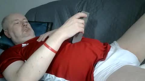 Snapshot of tymoteus chatting on 10/10/25, 01:54 tymoteus online show from 10/10/25, 01:54