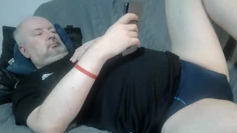 Snapshot of tymoteus chatting on 10/20/25, 05:46 tymoteus online show from 10/20/25, 05:46