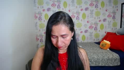Snapshot of tyna_b chatting on 05/09/26, 12:16 Tyna online show from 05/09/26, 12:16