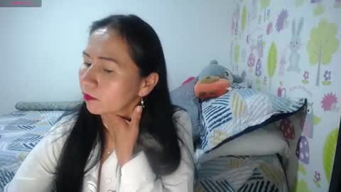 Tyna online show from 06/16/26, 04:53