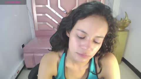 Snapshot of tyna_ch chatting on 03/06/25, 04:38 TYNA online show from 03/06/25, 04:38