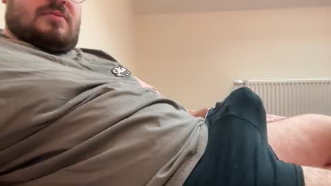 Snapshot of typostry chatting on 10/14/25, 08:15 typostry online show from 10/14/25, 08:15