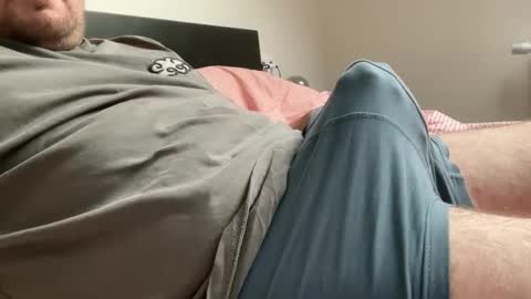 Snapshot of typostry chatting on 10/25/25, 01:18 typostry online show from 10/25/25, 01:18