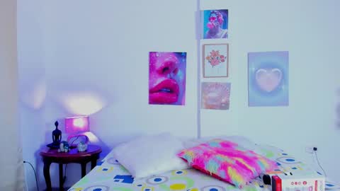 tyra   online show from 10/09/25, 07:23