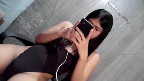 Snapshot of tyradine chatting on 09/12/25, 06:52 tyradine3 online show from 09/12/25, 06:52