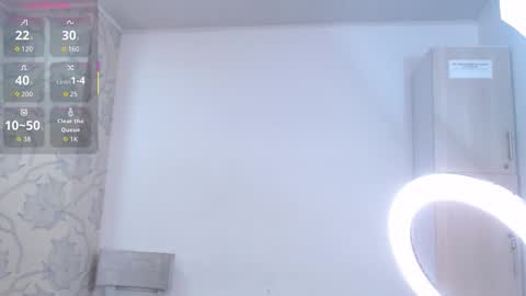 Snapshot of tyrafox_ chatting on 12/03/25, 07:45 tyrafox online show from 12/03/25, 07:45