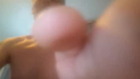 Snapshot of u2232739082 chatting on 06/06/26, 12:32 u2232739082 online show from 06/06/26, 12:32