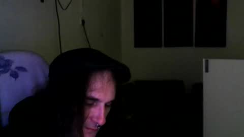 ucloudd online show from 12/05/25, 11:41