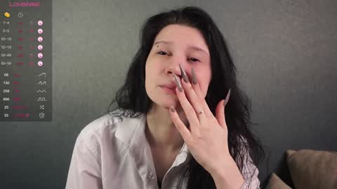 Lili online show from 01/31/25, 07:51