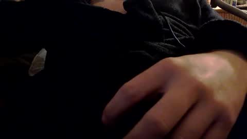 Snapshot of udragon1980 chatting on 11/24/25, 02:11 Zane and Macy online show from 11/24/25, 02:11