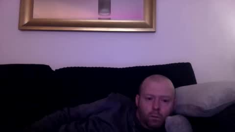 Snapshot of ukmatty3 chatting on 02/26/25, 03:53 ukmatty3 online show from 02/26/25, 03:53
