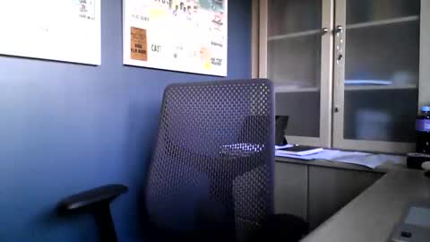 mark online show from 09/21/25, 04:41