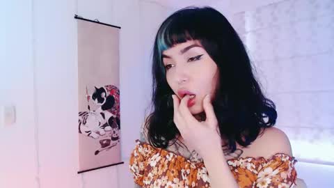 Martina online show from 05/24/26, 10:04