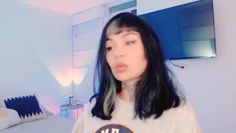 Snapshot of ulala_martina chatting on 07/24/26, 02:20 Martina online show from 07/24/26, 02:20