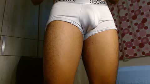 Snapshot of ulisess15 chatting on 01/08/25, 10:15 Felipe model independent online show from 01/08/25, 10:15