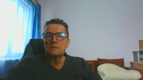 Snapshot of ulmeni4 chatting on 01/07/26, 11:23 ulmeni4 online show from 01/07/26, 11:23