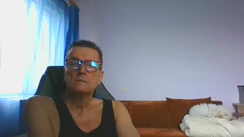 ulmeni7 online show from 12/20/25, 09:38