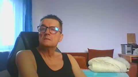 ulmeni7 online show from 02/03/26, 06:51