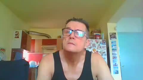 ulmeni7 online show from 02/22/26, 08:57