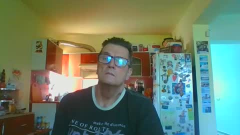 ulmeni7 online show from 06/10/26, 06:23