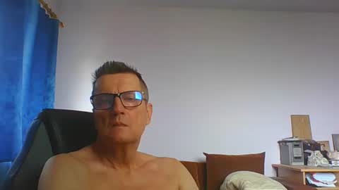 Snapshot of ulmeni7 chatting on 07/01/26, 02:07 ulmeni7 online show from 07/01/26, 02:07