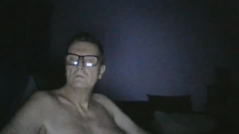 Snapshot of ulmeni7 chatting on 07/19/26, 11:19 ulmeni7 online show from 07/19/26, 11:19