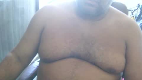 Snapshot of ulmo_br chatting on 10/24/25, 02:13 ulmo_br online show from 10/24/25, 02:13