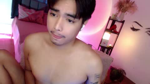 Snapshot of ultimatesexytrans chatting on 09/12/25, 10:54 Alex online show from 09/12/25, 10:54