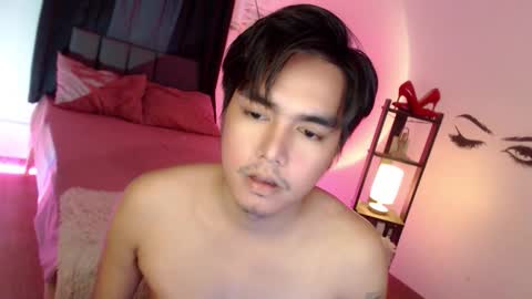 Snapshot of ultimatesexytrans chatting on 10/04/25, 07:34 Alex online show from 10/04/25, 07:34