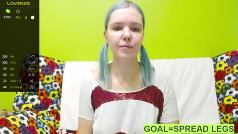 Snapshot of ultra_meow chatting on 01/21/25, 07:28 Roxy online show from 01/21/25, 07:28