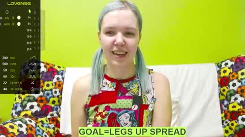 Snapshot of ultra_meow chatting on 01/26/25, 12:05 Roxy online show from 01/26/25, 12:05