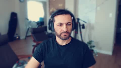 Snapshot of ultratoaster chatting on 02/06/25, 06:46 ultratoaster online show from 02/06/25, 06:46