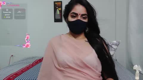 Snapshot of umarany chatting on 11/15/25, 02:57 umarani online show from 11/15/25, 02:57
