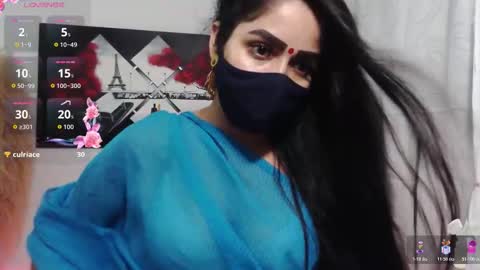 Snapshot of umarany chatting on 12/17/25, 11:33 umarani online show from 12/17/25, 11:33