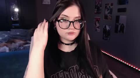 Julia online show from 12/04/24, 02:53