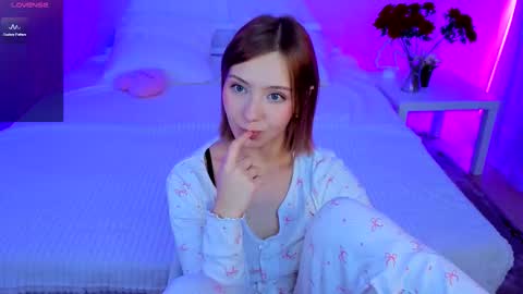 umpa_lummpa_ online show from 11/11/25, 11:10