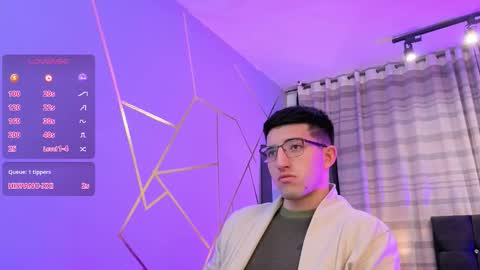 Snapshot of un_sluttyy chatting on 11/21/25, 11:20 un_sluttyy online show from 11/21/25, 11:20