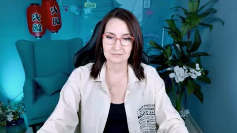 Snapshot of unatera chatting on 11/03/25, 09:10 UnaTera online show from 11/03/25, 09:10