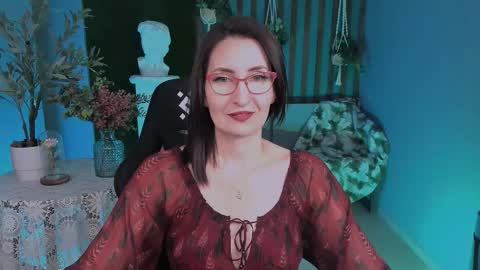 Snapshot of unatera chatting on 12/05/25, 07:06 UnaTera online show from 12/05/25, 07:06