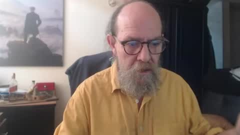 Snapshot of uncle_hottiecb chatting on 06/22/26, 04:04 Uncle Hottie online show from 06/22/26, 04:04